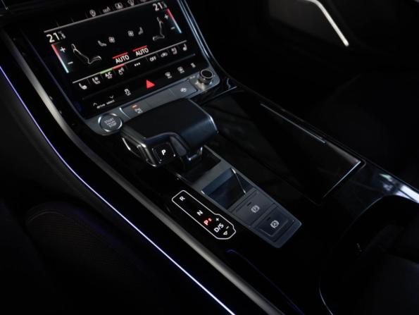 Audi A8 IV (D5) с пробегом 2019 года, цена 5 649 000 рублей, 132485 км, седан, Автокод Объявления