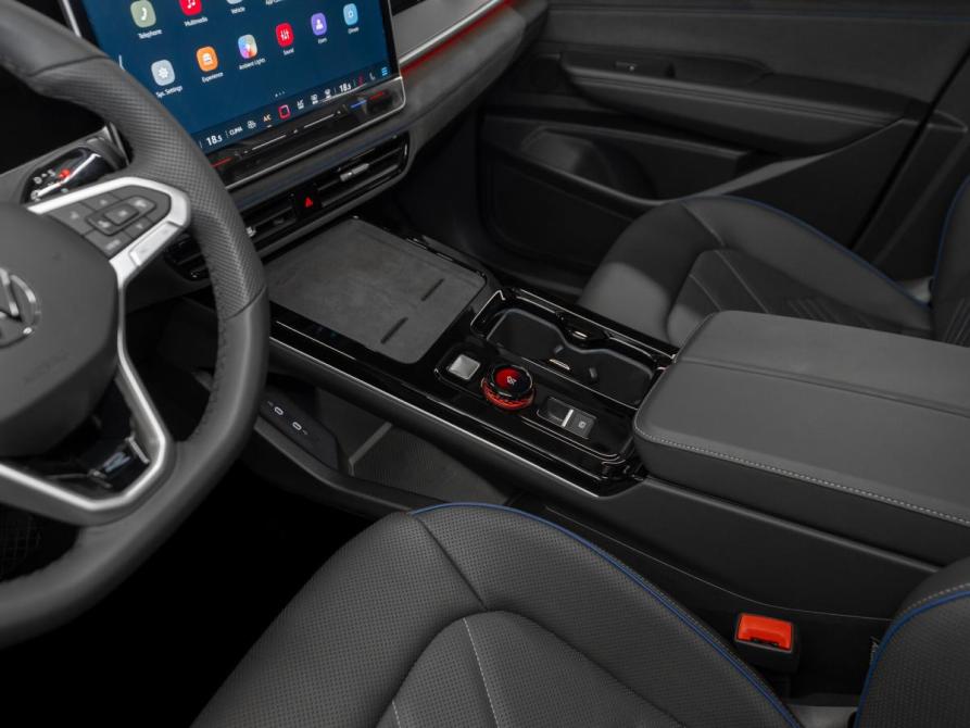 Volkswagen Tavendor I Рестайлинг Москва  - изображение 17