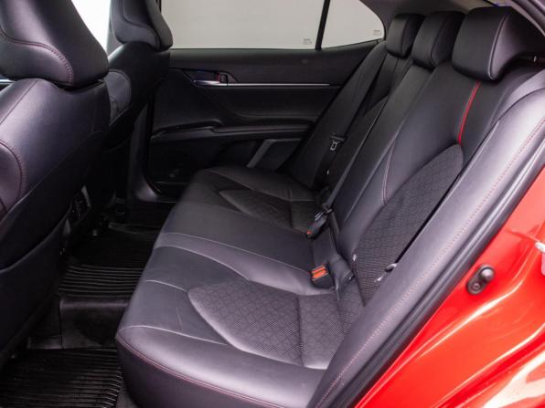 Toyota Camry VIII (XV70) Рестайлинг с пробегом 2021 года, цена 2 870 000 рублей, 102944 км, седан, Автокод Объявления