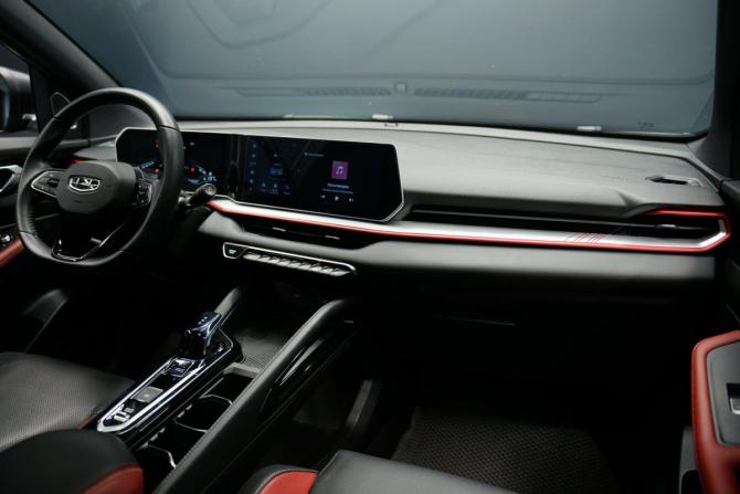 Geely Coolray I Рестайлинг с пробегом 2024 года, цена 2 240 000 рублей, 27000 км, внедорожник, Автокод Объявления