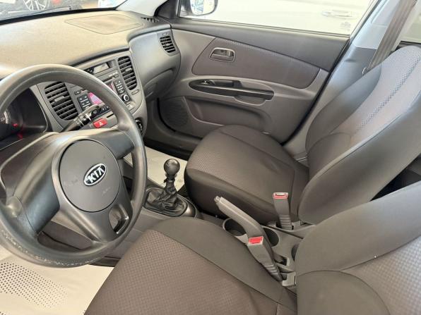 Kia Rio II Рестайлинг с пробегом 2010 года, цена 650 000 рублей, 82894 км, седан, Автокод Объявления
