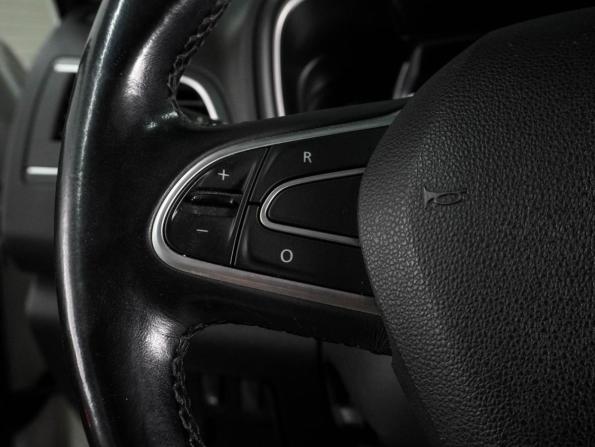 Renault Koleos II с пробегом 2017 года, цена 2 279 000 рублей, 62128 км, внедорожник, Автокод Объявления