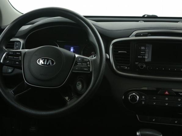 Kia Sorento II Рестайлинг с пробегом 2019 года, цена 2 100 000 рублей, 139000 км, внедорожник, Автокод Объявления