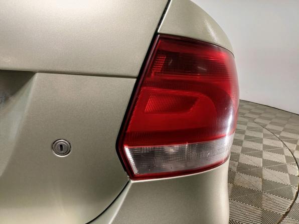 Volkswagen Polo V с пробегом 2012 года, цена 435 000 рублей, 372000 км, седан, Автокод Объявления