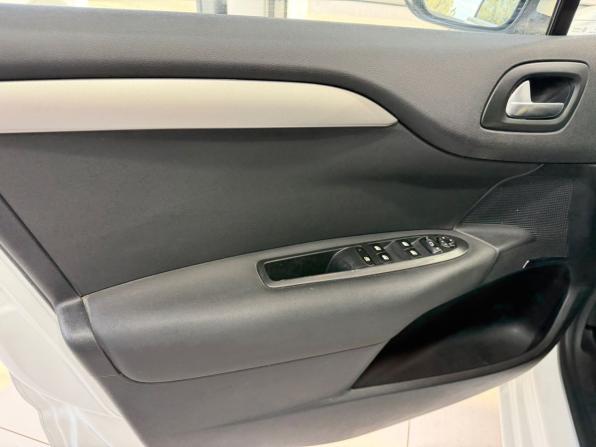 Citroen C4 II с пробегом 2011 года, цена 635 000 рублей, 157380 км, хэтчбек, Автокод Объявления