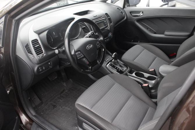 Kia Cerato III Рестайлинг (Classic) с пробегом 2017 года, цена 1 300 000 рублей, 181992 км, седан, Автокод Объявления