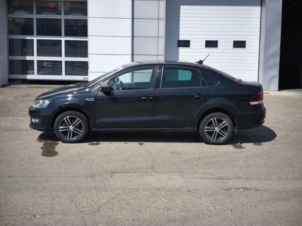 Volkswagen Polo V Рестайлинг с пробегом 2018 года, цена 1 219 000 рублей, 128719 км, седан, Автокод Объявления