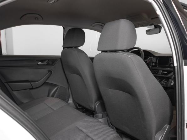 Volkswagen Polo VI с пробегом 2022 года, цена 1 824 300 рублей, 28734 км, лифтбек, Автокод Объявления