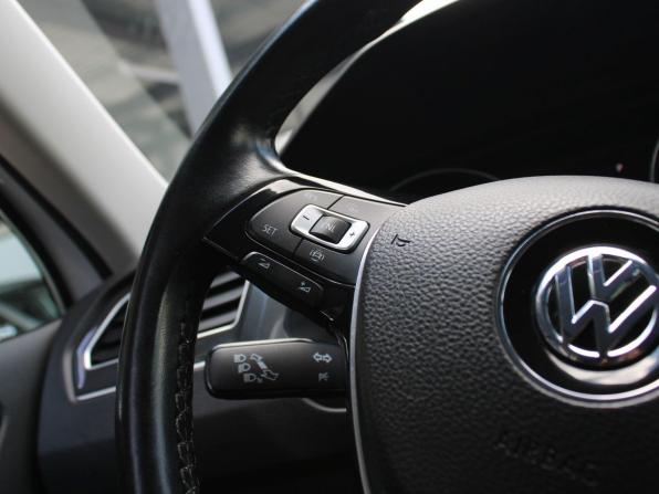 Volkswagen Tiguan II с пробегом 2019 года, цена 2 759 000 рублей, 66358 км, внедорожник, Автокод Объявления
