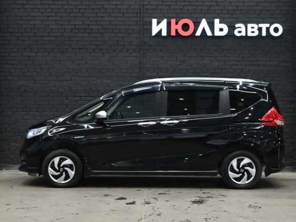 Honda Freed II Рестайлинг с пробегом 2020 года, цена 1 825 000 рублей, 65831 км, компактвэн, Автокод Объявления