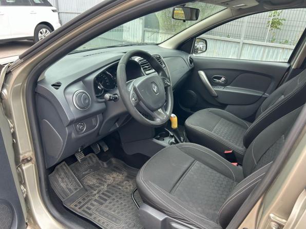 Renault Logan II с пробегом 2014 года, цена 540 000 рублей, 223000 км, седан, Автокод Объявления