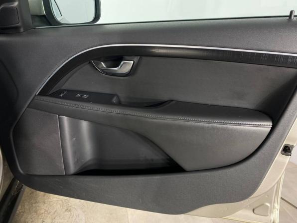 Volvo XC70 II с пробегом 2012 года, цена 1 549 000 рублей, 209812 км, универсал, Автокод Объявления