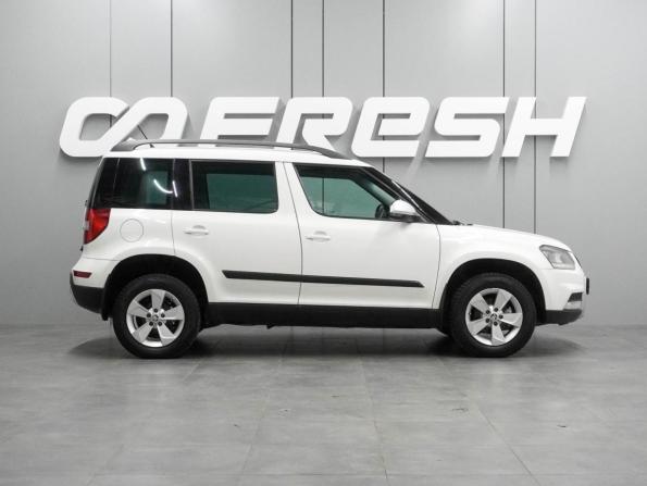 Skoda Yeti I Рестайлинг с пробегом 2014 года, цена 949 000 рублей, 177273 км, внедорожник, Автокод Объявления