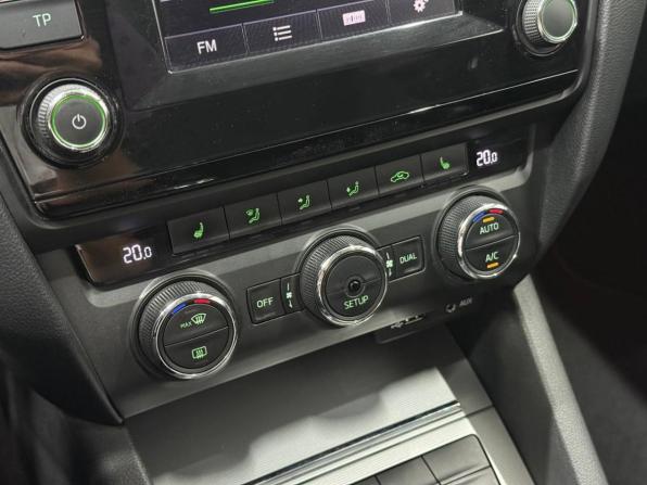 Skoda Octavia III (A7) с пробегом 2015 года, цена 1 445 000 рублей, 170749 км, лифтбек, Автокод Объявления