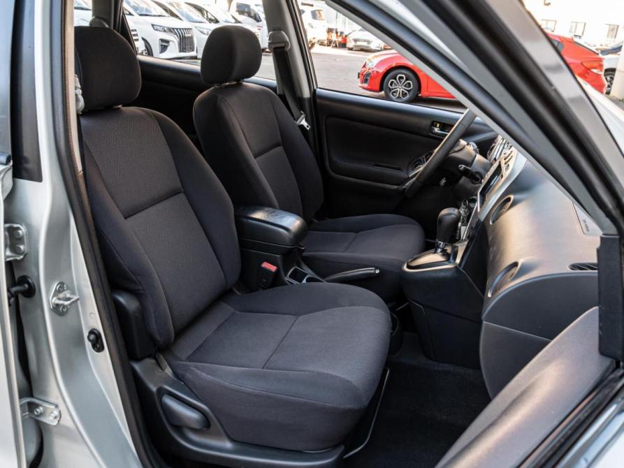 Toyota Matrix I (E130) Краснодар  - изображение 8
