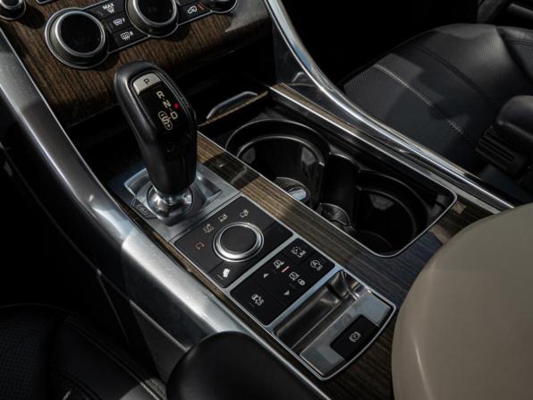 Land Rover Range Rover Sport II с пробегом 2017 года, цена 3 850 000 рублей, 120647 км, внедорожник, Автокод Объявления