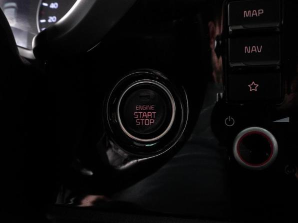 Kia Rio IV Рестайлинг с пробегом 2020 года, цена 1 756 000 рублей, 97479 км, седан, Автокод Объявления