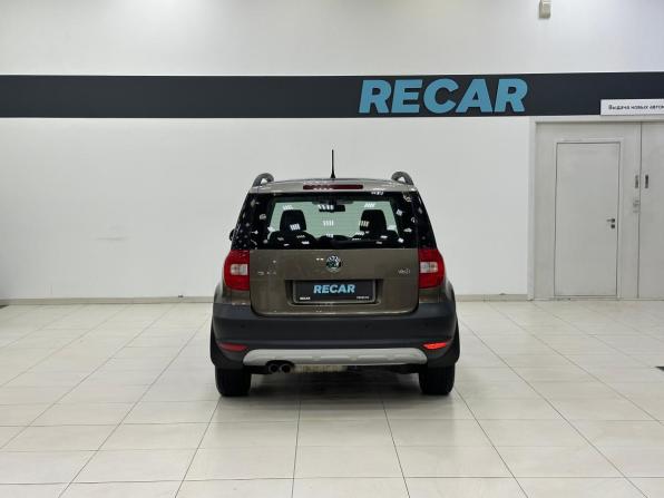 Skoda Yeti I с пробегом 2012 года, цена 1 570 000 рублей, 53425 км, внедорожник, Автокод Объявления