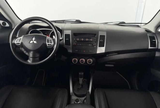 Mitsubishi Outlander II с пробегом 2007 года, цена 885 000 рублей, 204846 км, внедорожник, Автокод Объявления