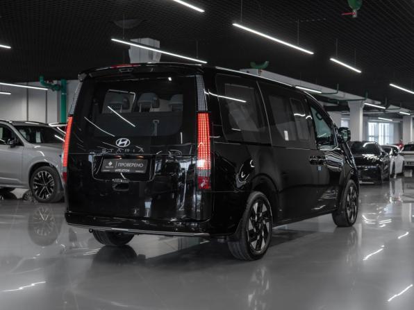 Hyundai Staria I Рестайлинг с пробегом 2026 года, цена 8 000 000 рублей, 17 км, минивэн, Автокод Объявления