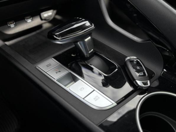 Hyundai Elantra VII (CN7) с пробегом 2021 года, цена 2 020 000 рублей, 18993 км, седан, Автокод Объявления