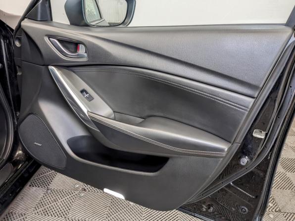 Mazda 6 III (GJ) Рестайлинг с пробегом 2017 года, цена 1 790 000 рублей, 193558 км, седан, Автокод Объявления