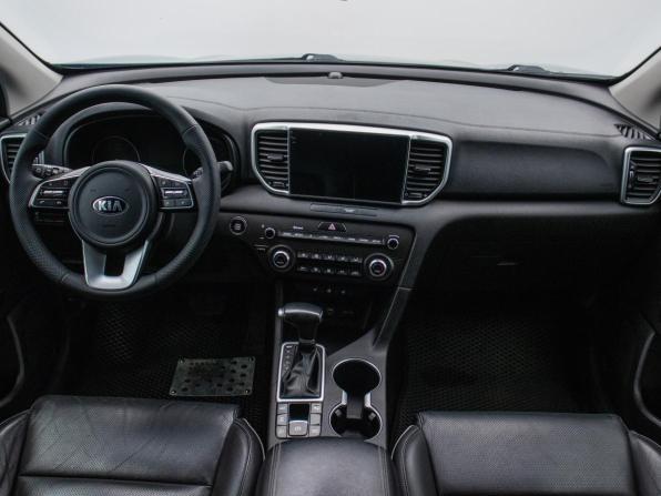 Kia Sportage IV Рестайлинг с пробегом 2018 года, цена 2 265 000 рублей, 111747 км, внедорожник, Автокод Объявления