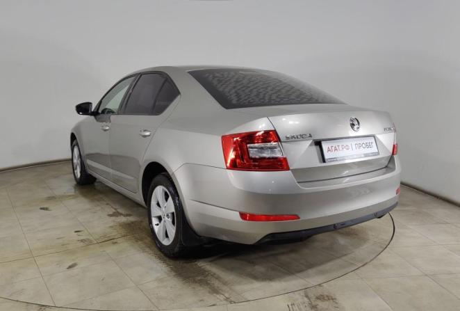 Skoda Octavia III (A7) с пробегом 2016 года, цена 1 000 000 рублей, 223130 км, лифтбек, Автокод Объявления