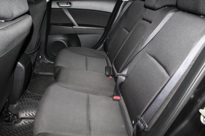 Mazda 3 II (BL) Рестайлинг с пробегом 2012 года, цена 989 000 рублей, 141026 км, седан, Автокод Объявления