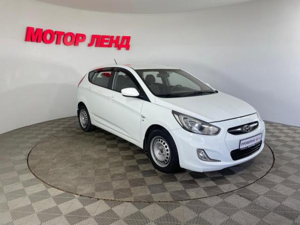Hyundai Solaris I с пробегом 2013 года, цена 685 000 рублей, 153335 км, хэтчбек, Автокод Объявления