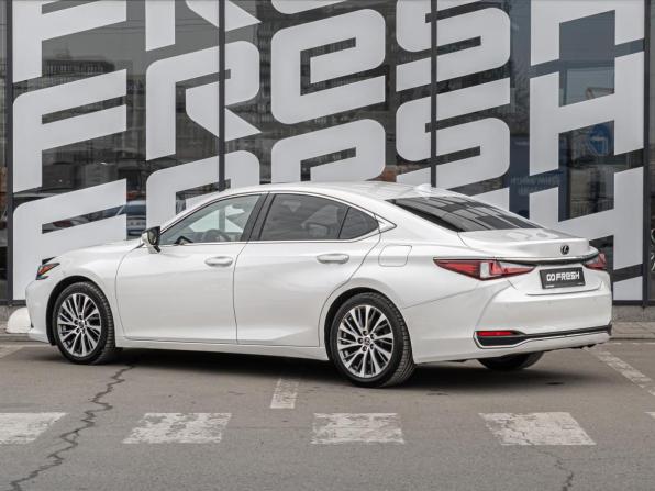 Lexus ES VII с пробегом 2018 года, цена 3 120 000 рублей, 137486 км, седан, Автокод Объявления