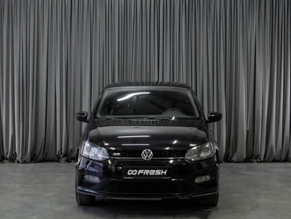 Volkswagen Polo V Рестайлинг с пробегом 2016 года, цена 969 000 рублей, 231716 км, седан, Автокод Объявления