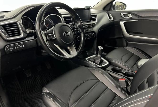 Kia Ceed III с пробегом 2018 года, цена 1 850 000 рублей, 141840 км, хэтчбек, Автокод Объявления