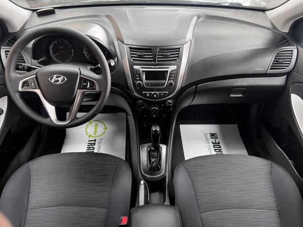 Hyundai Solaris I Рестайлинг с пробегом 2014 года, цена 945 000 рублей, 131849 км, седан, Автокод Объявления