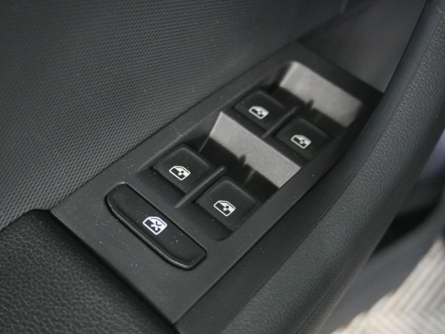 Volkswagen Polo VI Вологда  - изображение 14