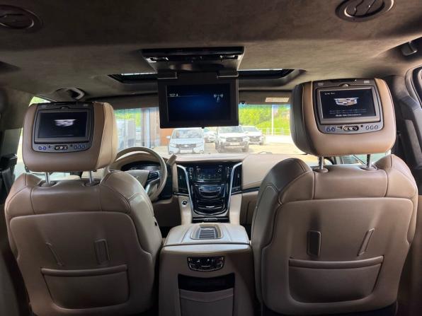 Cadillac Escalade IV с пробегом 2017 года, цена 5 200 000 рублей, 146317 км, внедорожник, Автокод Объявления