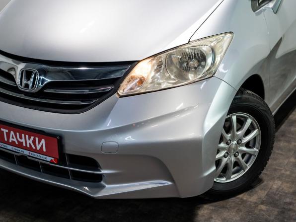 Honda Freed I Рестайлинг с пробегом 2012 года, цена 1 200 000 рублей, 64000 км, компактвэн, Автокод Объявления