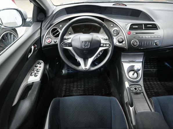 Honda Civic VIII Рестайлинг с пробегом 2008 года, цена 769 900 рублей, 228502 км, хэтчбек, Автокод Объявления