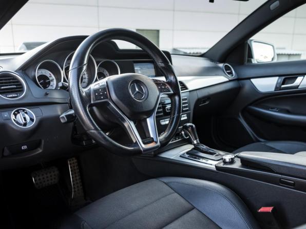 Mercedes-Benz C-Класс III (W204) Рестайлинг с пробегом 2012 года, цена 1 217 700 рублей, 212000 км, купе, Автокод Объявления
