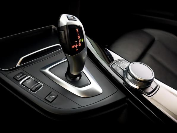 BMW 3 серии VI (F3x) Рестайлинг с пробегом 2018 года, цена 2 640 000 рублей, 99497 км, седан, Автокод Объявления