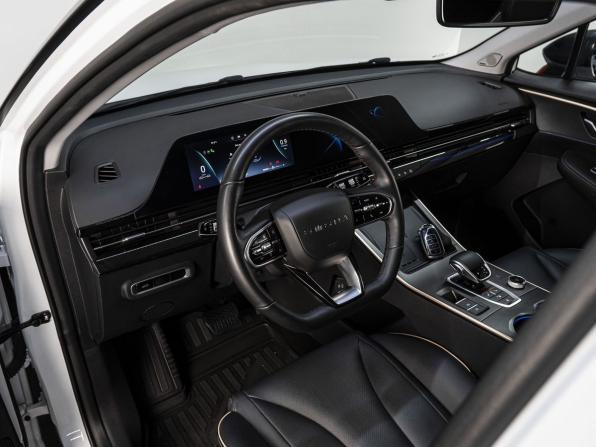 Omoda C5 I с пробегом 2023 года, цена 1 840 000 рублей, 39999 км, внедорожник, Автокод Объявления