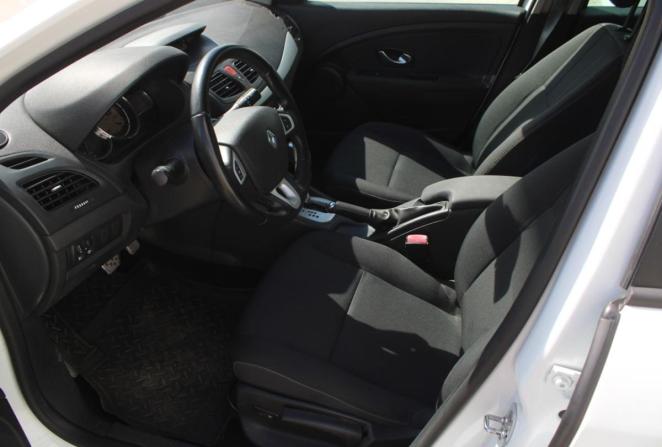 Renault Megane III с пробегом 2011 года, цена 960 000 рублей, 124605 км, хэтчбек, Автокод Объявления