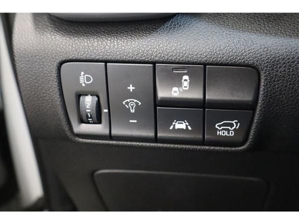 Kia Sportage IV Рестайлинг с пробегом 2021 года, цена 2 649 000 рублей, 103746 км, внедорожник, Автокод Объявления