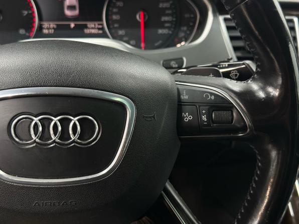 Audi A8 III (D4) Рестайлинг с пробегом 2014 года, цена 2 539 500 рублей, 142000 км, седан, Автокод Объявления