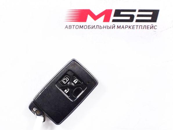 Toyota ISis I Рестайлинг с пробегом 2011 года, цена 1 199 999 рублей, 153771 км, компактвэн, Автокод Объявления