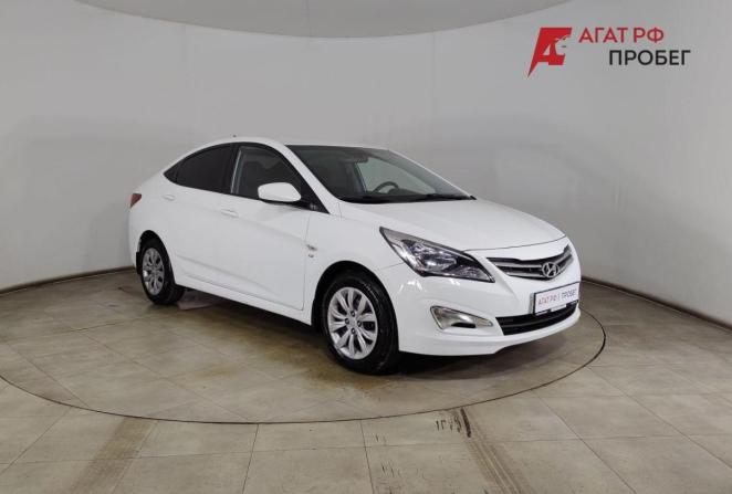 Hyundai Solaris I Рестайлинг с пробегом 2015 года, цена 1 050 000 рублей, 176719 км, седан, Автокод Объявления