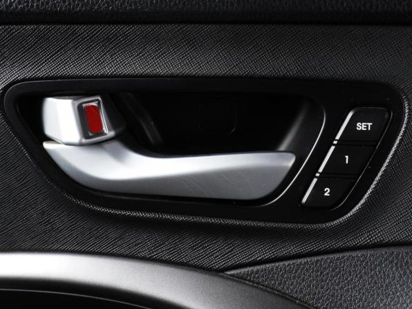Hyundai Santa Fe III Рестайлинг с пробегом 2016 года, цена 2 589 000 рублей, 231069 км, внедорожник, Автокод Объявления