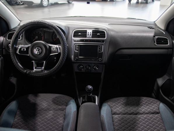 Volkswagen Polo V Рестайлинг с пробегом 2019 года, цена 1 238 000 рублей, 100200 км, седан, Автокод Объявления