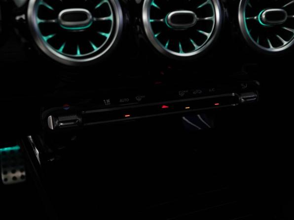 Mercedes-Benz A-Класс IV (W177) с пробегом 2019 года, цена 2 347 077 рублей, 77417 км, хэтчбек, Автокод Объявления