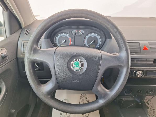 Skoda Fabia I Рестайлинг с пробегом 2004 года, цена 155 000 рублей, 374621 км, хэтчбек, Автокод Объявления